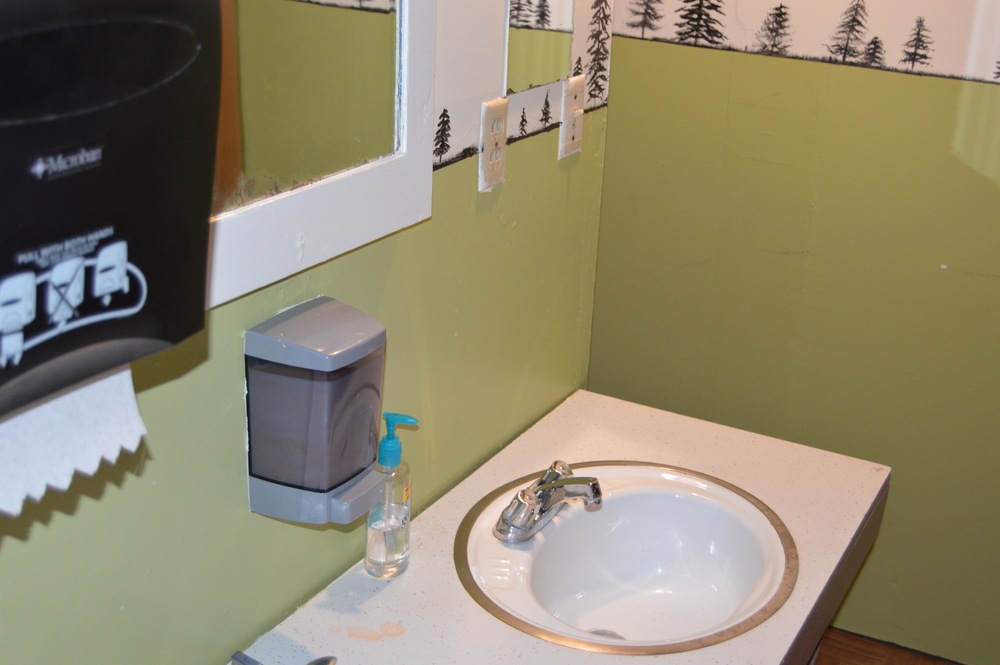 bathroom-sink